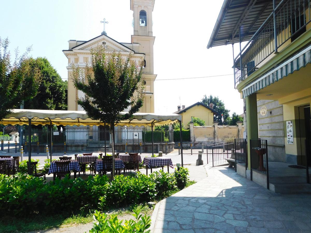 Hotel Trattoria Due Citroni Casalgrasso Esterno foto